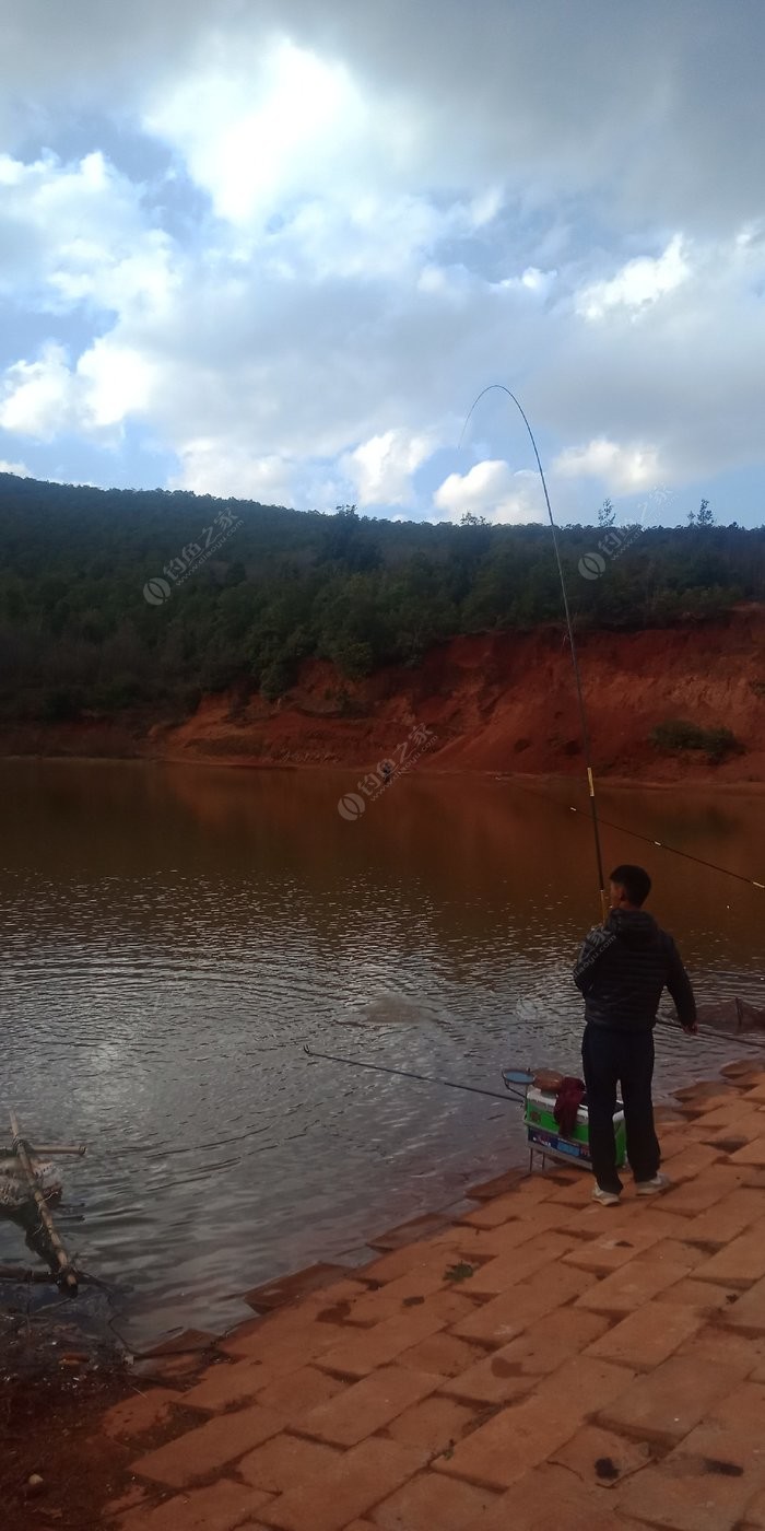 昆明市寻甸县鸡街镇有多少人口_寻甸县羊街镇多合村(2)