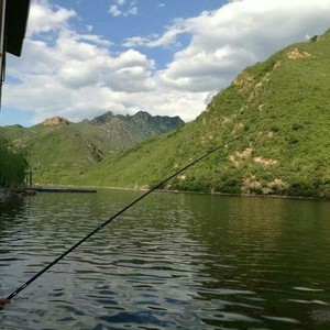 三坡湖钓鱼场