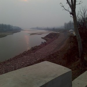 伊洛河香玉坝段